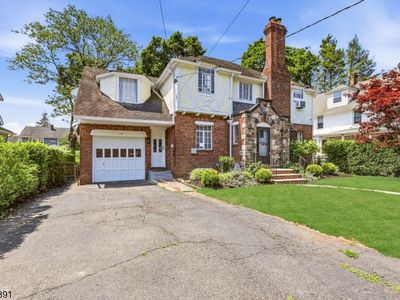 148 John St