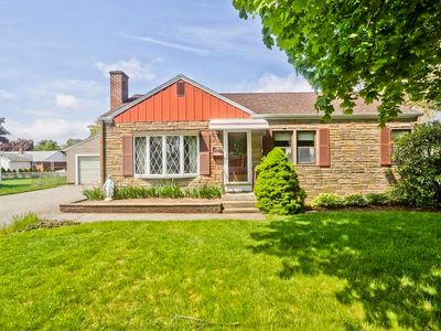 Property at 111 Woodcrest Cir, Chicopee, MA