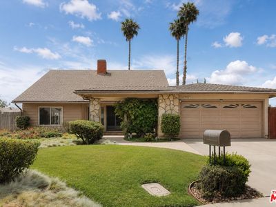 3316 N Loreta Ct