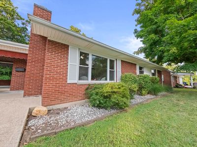 2515 Oaklawn Ct