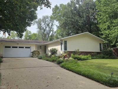 1608 Denison Dr