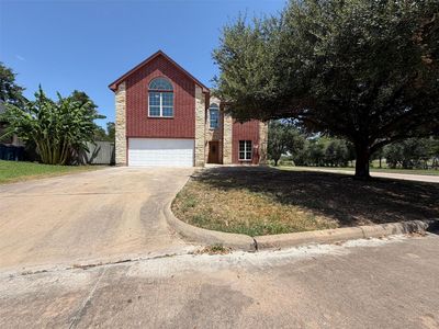 107 S Creek Dr