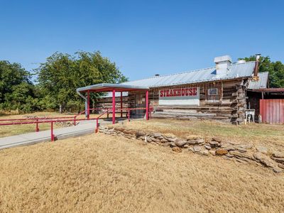 914 Highway 84 Byp