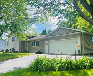 19 Heights Rd NW