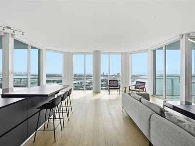 244 Biscayne Blvd APT 4103
