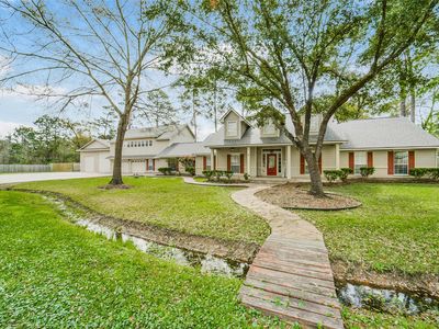 11809 Nandina Cir