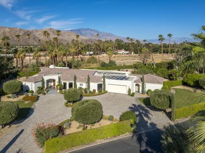 10 S Clancy Ln