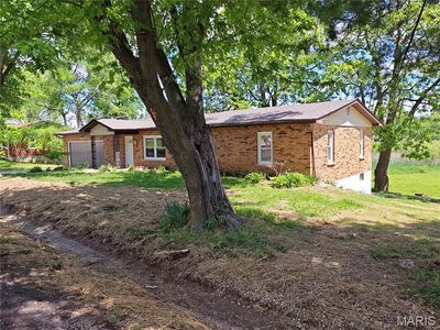 240 Lakeview Dr