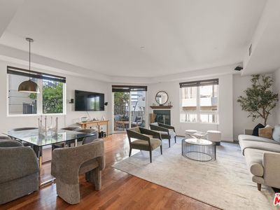 12222 Wilshire Blvd APT 301