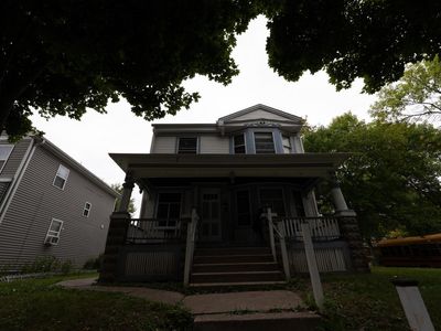 2204 North 41st STREET