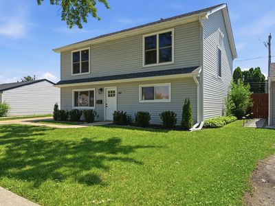 163 W Manchester Dr