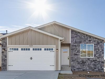 5129 Carla Dr