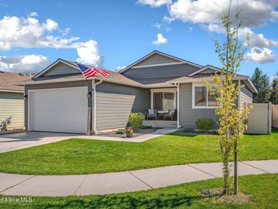 892 E Allenby Ct