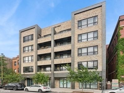 1523 N Western Ave #4A