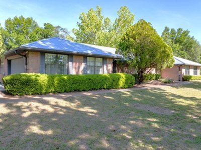656 NW Dogwood Ter
