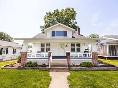 110 N 32nd St