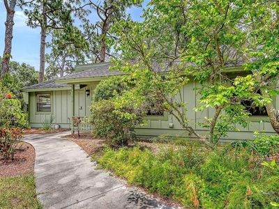 5010 Barrington Cir #2001