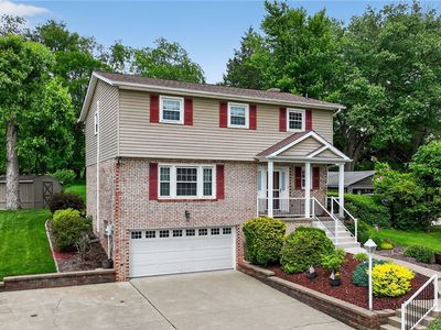 1990 Robbins Station Rd