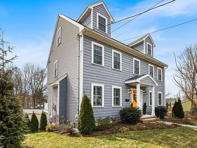 122 Lowell St