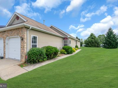 Property at 9 Madison Ct, Edgewater Park, NJ