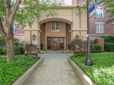 400 N Main St APT 203