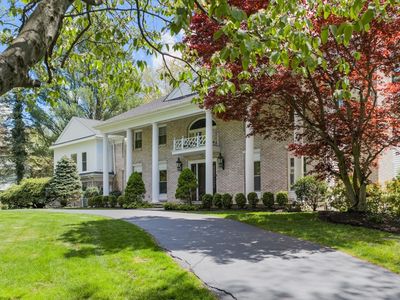 64 Country Dr