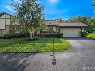 Property at 28 Tamarack Trl, Springboro, OH