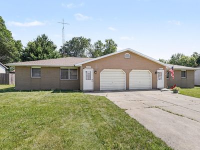 3430 Cedar Ln