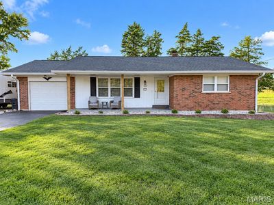 6847 Circle Dr