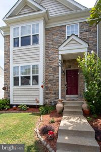 655 Burr Oak Ct