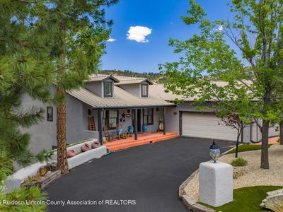 106 Pat Thompson Ct