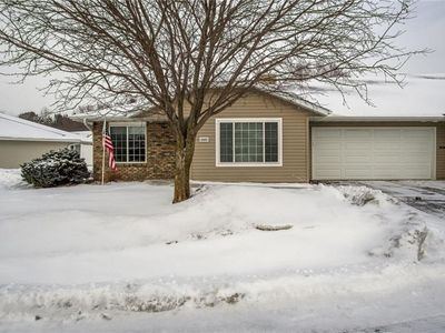 4402 East Robin Meadows Lane