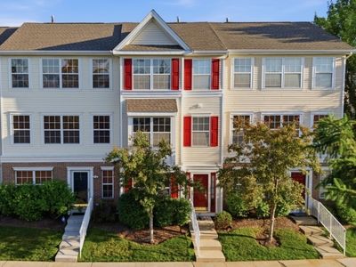 27 Woodlake Dr