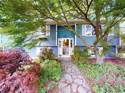 67 Greenwood Rd
