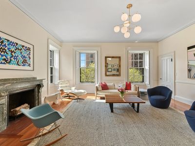 285 Clarendon St APT 3