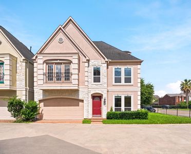 5638 Winsome Ln
