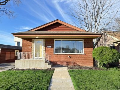 468 Joyce Ct
