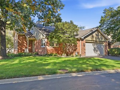 576 Shagbark Dr