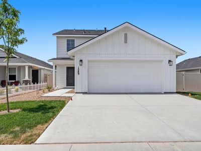 3437 E Betty St