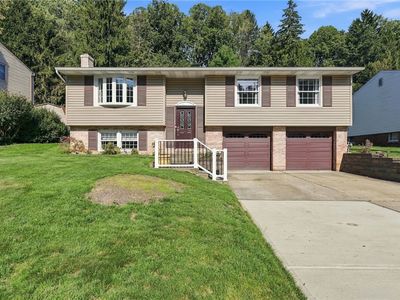 711 Pine Valley Dr