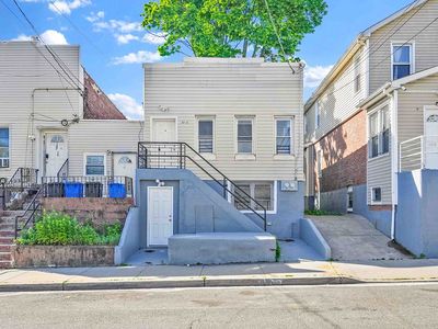 157-14 110th Ave