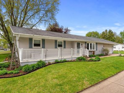 904 Glenview DRIVE