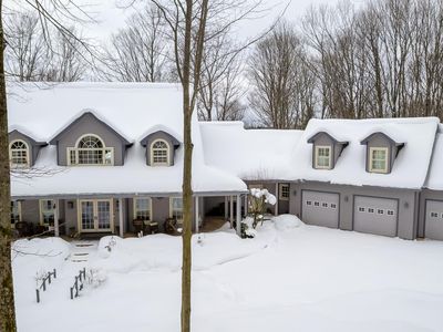 11511 Mountain Woods Dr