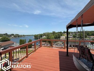 2161 S Lakeshore Dr
