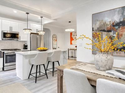 21 Barstow Road #5C