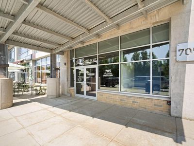 705 Village Green WAY #306