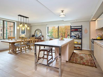 101 W 87th St APT 205