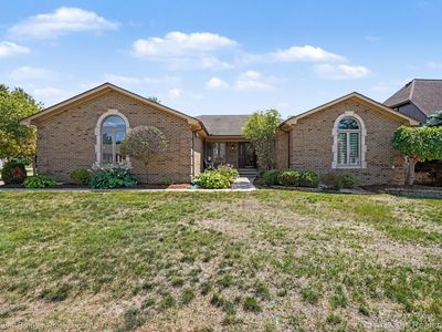 2664 Woodford Dr