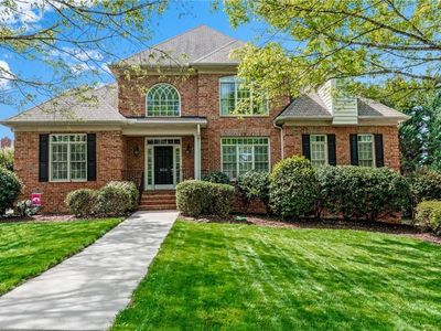 608 Surrey Path Trl