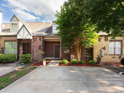 2239 Ridgemont Dr